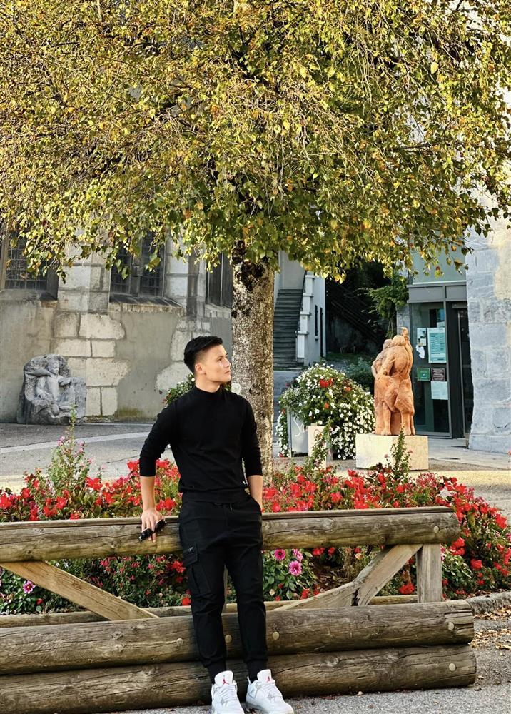 Loạt ảnh ĐỘC chưa từng công khai của Quang Hải khi ở Pháp-3
