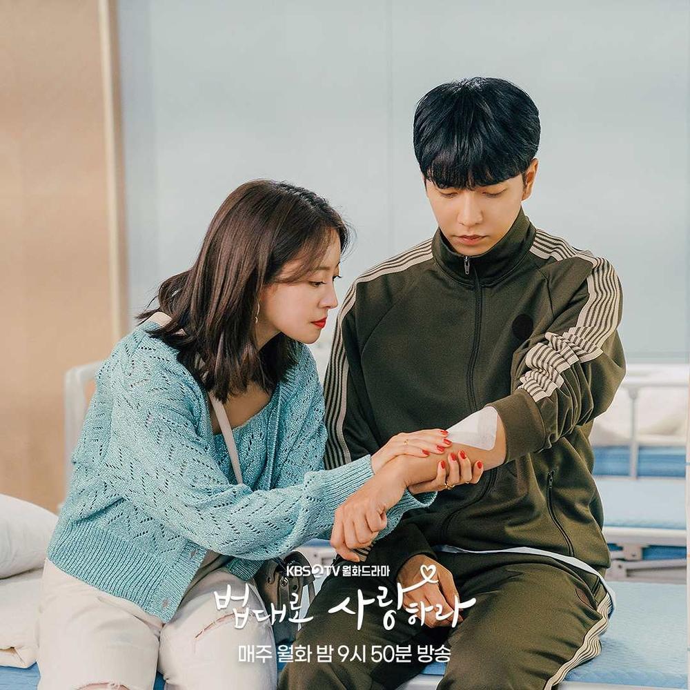 3 bộ phim đề tài luật pháp càn quét màn ảnh Hàn 2022-5