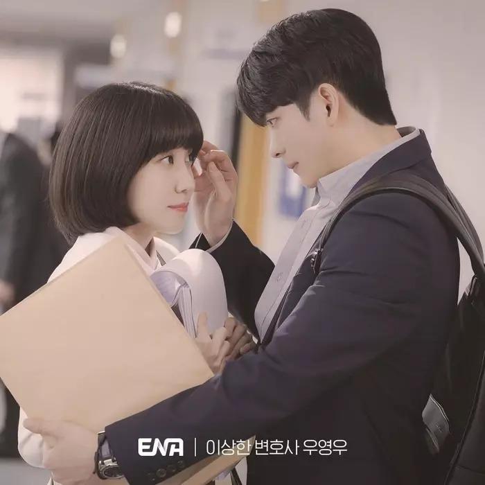 3 bộ phim đề tài luật pháp càn quét màn ảnh Hàn 2022-3