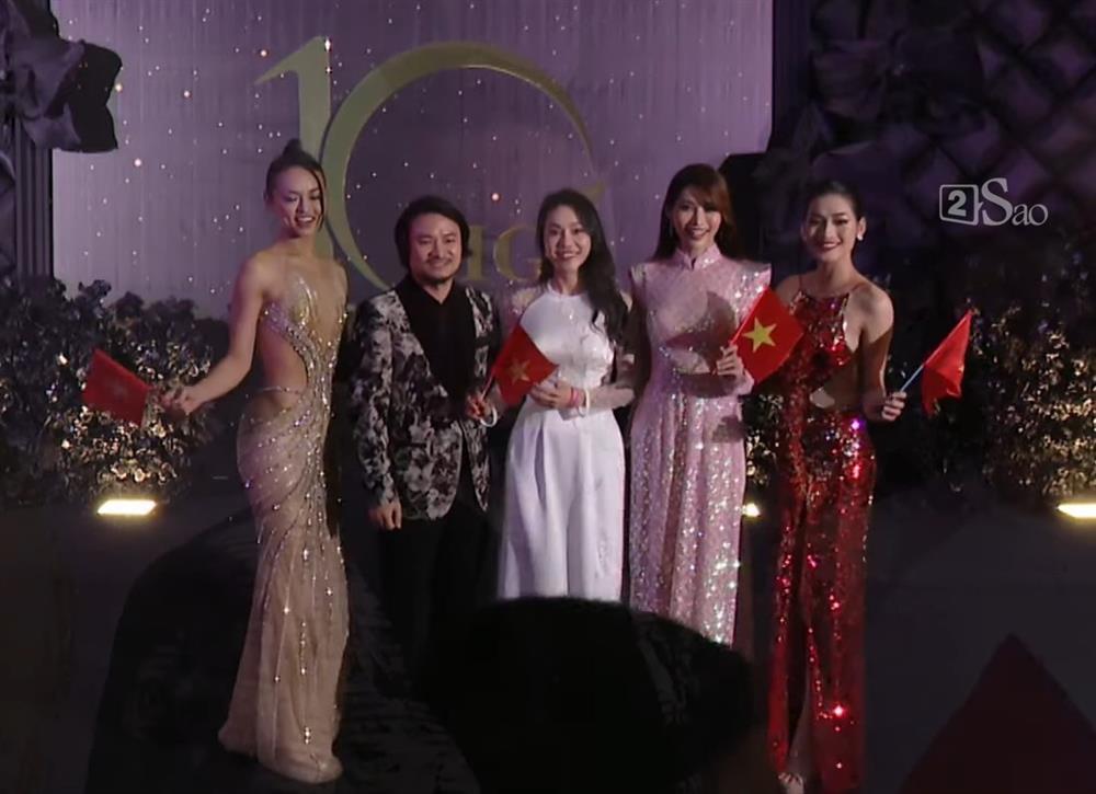 Thảm đỏ chung kết Miss Grand: Thiên Ân và Thùy Tiên tỏa sáng-23