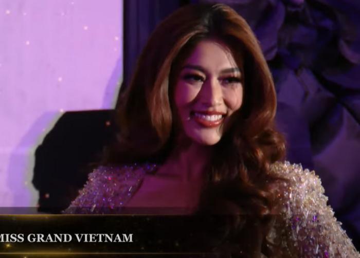 Thí sinh quậy ở thảm đỏ Miss Grand: Người múa quạt, người cute-1