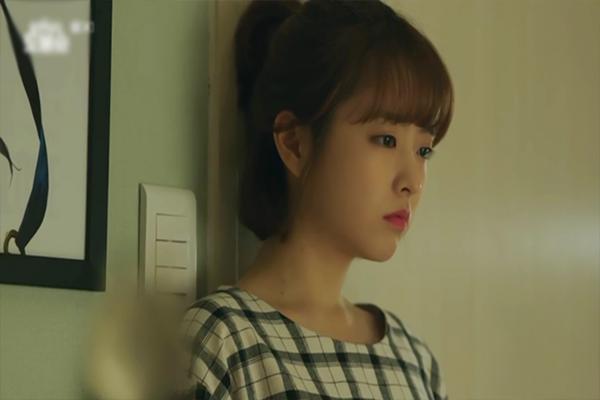 Muốn ngăn đám cưới bạn thân và anh trai vì bí mật chỉ mỗi em biết-2