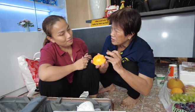 Lóa mắt tài sản Quỳnh Trần JP, tặng mẹ già liền lúc 2 sổ đỏ-4