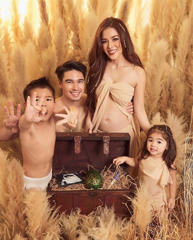 Nam MC dẫn Miss Grand: visual cực phẩm, 44 tuổi trẻ như 30-12