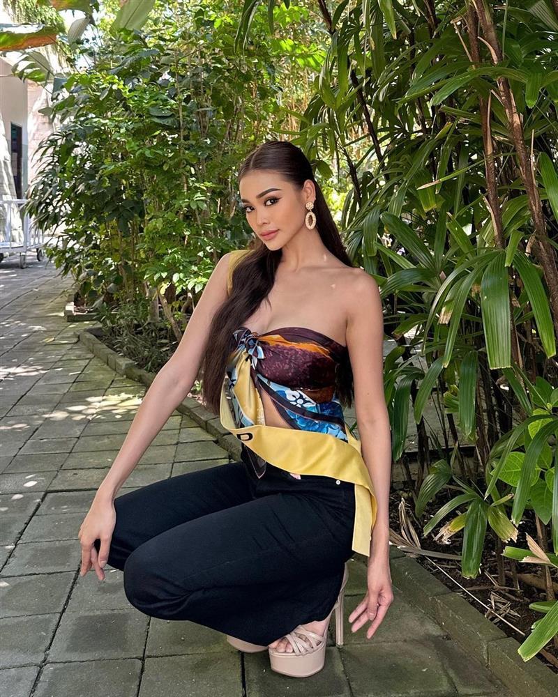 Engfa qua mặt Thiên Ân nhờ thời trang gợi cảm suốt kì Miss Grand?-9