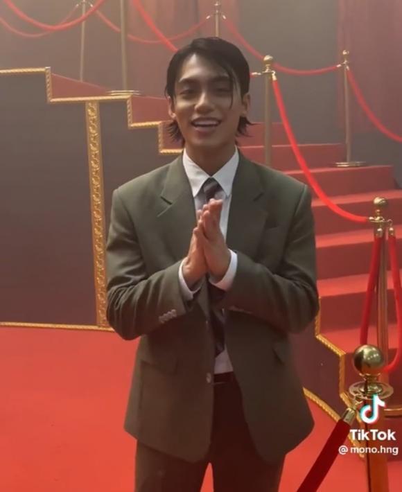 Không nhận ra MONO gầy hốc hác, diện style của bố-2