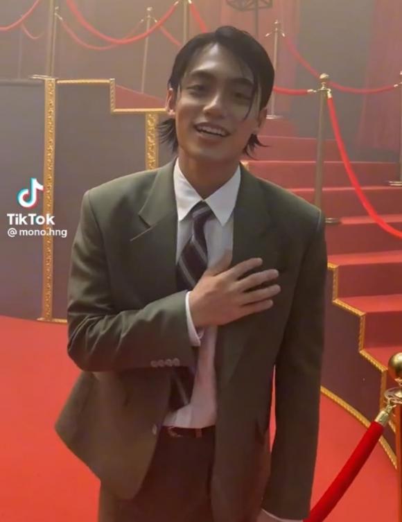 Không nhận ra MONO gầy hốc hác, diện style của bố-4