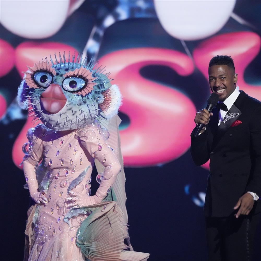 O Sen, Miêu Quý Tộc của Ca Sĩ Mặt Nạ bản Mỹ khác gì bản Việt Nam?-10