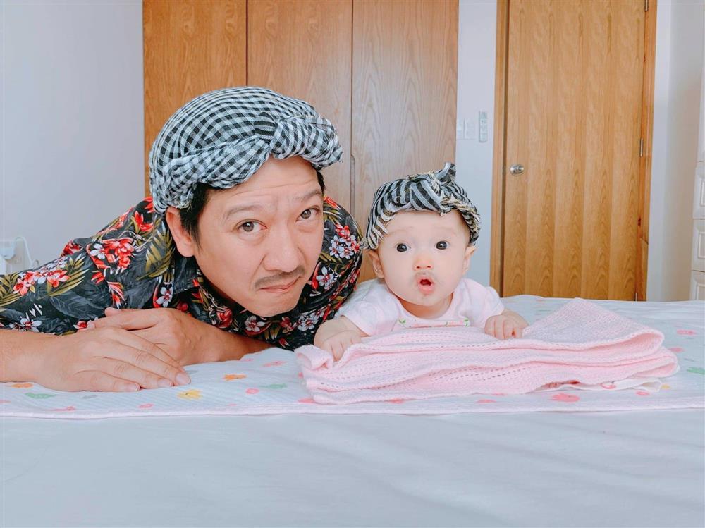 Nhã Phương công khai ảnh hiếm con gái, mặt mũi cưng xỉu-1