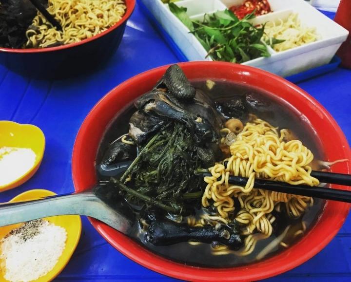 Trời se lạnh, thưởng thức tô mì gà tần là ấm ngay khỏi sợ cô đơn-4