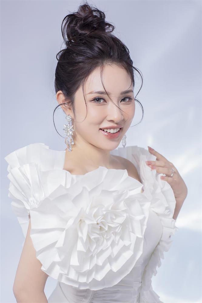 Bảo Trâm kết đôi với trai đẹp ra mắt sản phẩm âm nhạc mới-1