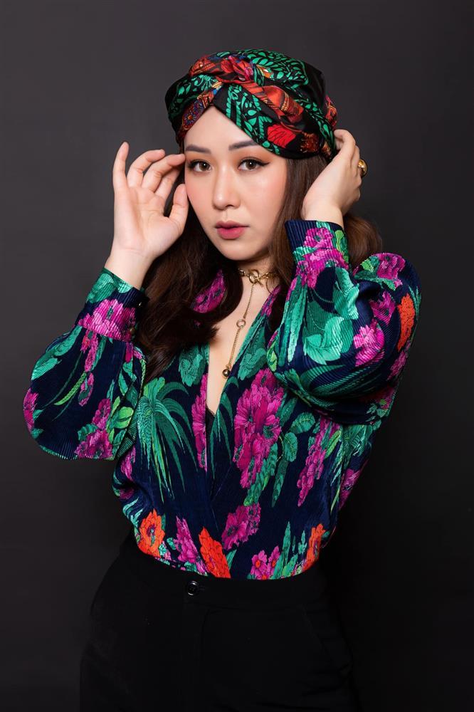 Tin showbiz Việt ngày 27/10: Thúy Nga mong con gái xinh như Thiên Ân-10