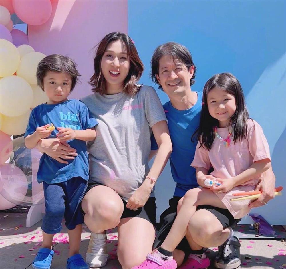 Hoa đán TVB Chung Gia Hân sinh con thứ 3 ở tuổi 38-4