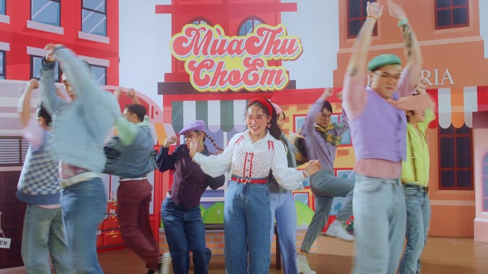 Phương Mỹ Chi thay đổi chấn động không còn là cô bé dân ca-2