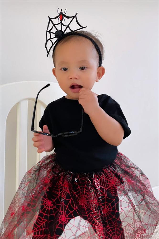 Con trai Phạm Hương hóa trang thành Hulk dịp Halloween-6