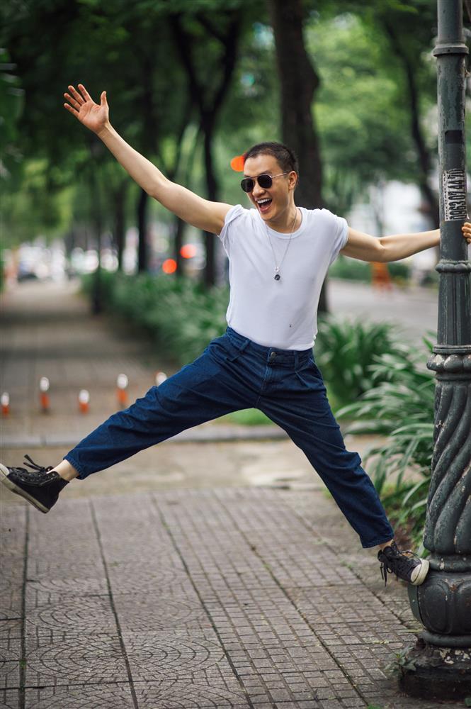 Tin showbiz Việt ngày 28/10: Ngọc Quyên chấp nhận mọi vất vả vì con-9