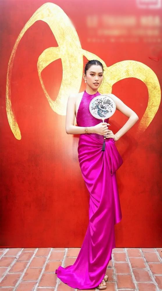 Hương Giang cá tính - Hoàng Thùy khoe body đẹp từng centimet-13