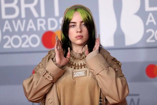 Billie Eilish bất ngờ khi nhạc của mình bị coi là trầm cảm và đau buồn