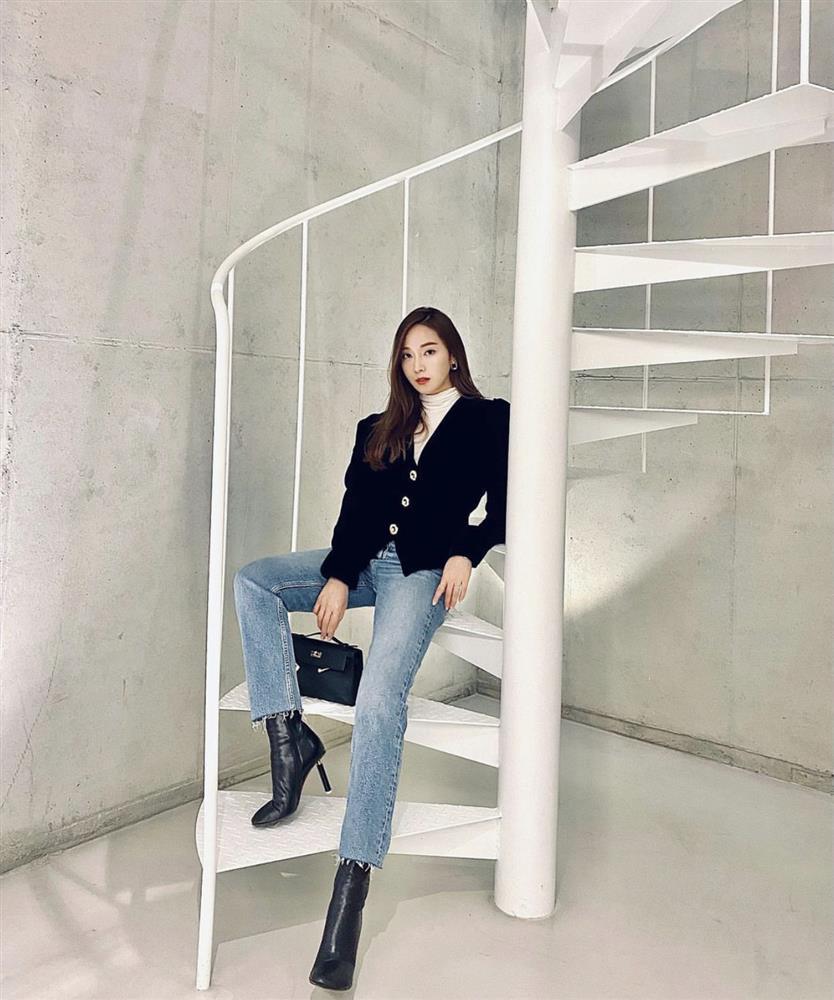 Học chị em Jessica - Krystal diện đồ công sở sang xịn mịn-2