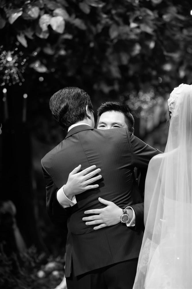 Đỗ Mỹ Linh xả ảnh đám cưới, hot nhất khoảnh khắc thông gia-4