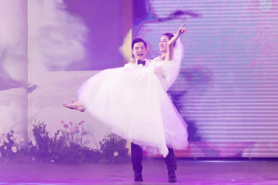 Đỗ Mỹ Linh xả ảnh đám cưới, hot nhất khoảnh khắc thông gia-15