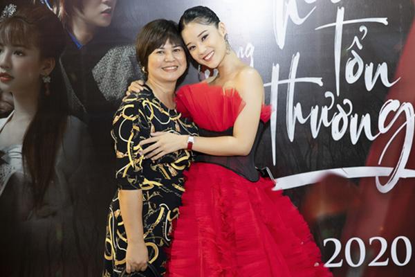 Hoàng Yến Chibi bứt phá khỏi vòng tay mẹ-2