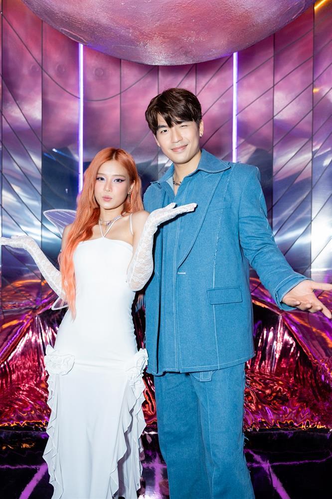 Hoàng Yến Chibi bứt phá khỏi vòng tay mẹ-5