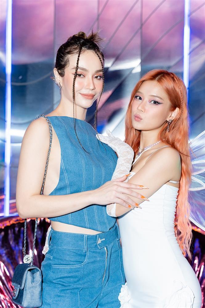 Hoàng Yến Chibi bứt phá khỏi vòng tay mẹ-8