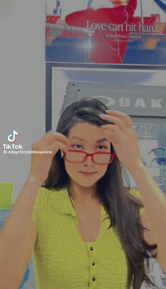 Thiên Ân bị khui loạt ảnh hiếm thời đi làm thêm tiệm bán kính-4