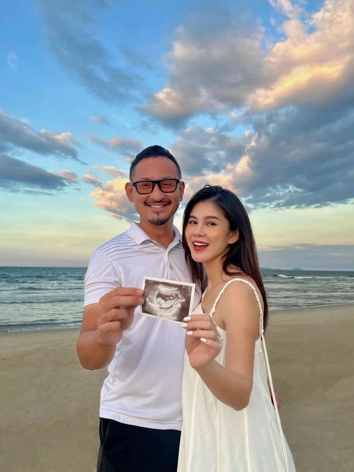 MC Thu Hoài lộ diện sau sinh con cho chồng đại gia-4