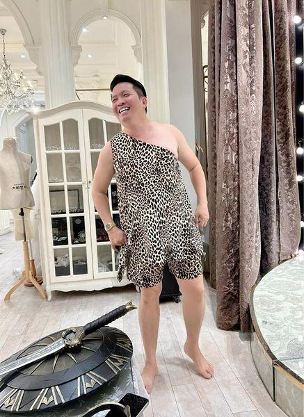 Đoàn Di Băng khoe đón Halloween hoành tráng, hóa trang hết hồn-9