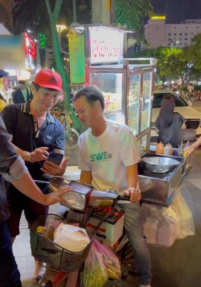 Tỷ phú Johnny Đặng bị quay lén, ngoại hình khác ảnh sống ảo-5