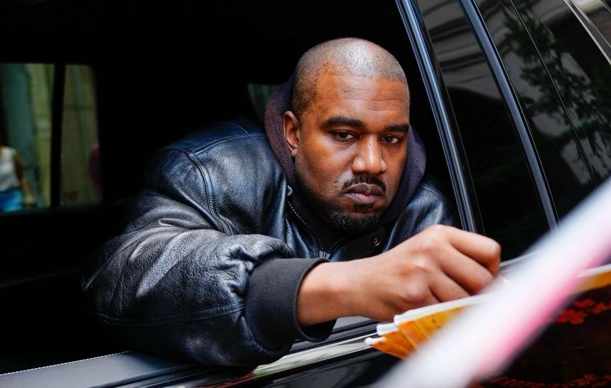 Tương lai bất ổn của Kanye West sau khi mất 2 tỷ USD-2