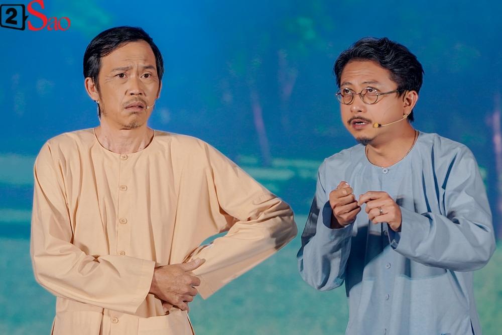 Mẹ ruột đến xem Hoài Linh biểu diễn trong đêm nhạc từ thiện-3