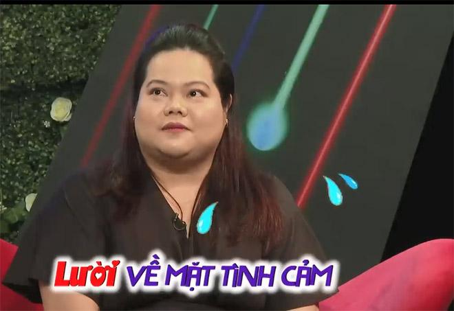 35 năm chưa yêu ai, chàng dược sĩ được ông bà mối chỉ cách ôm-4