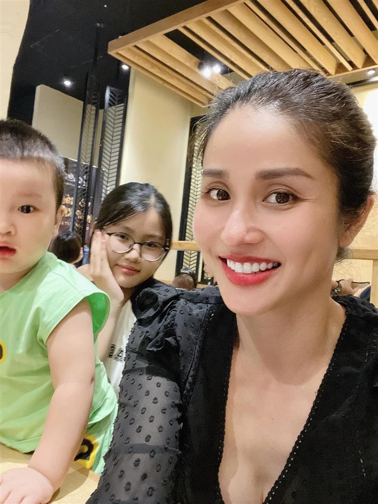 Tin showbiz Việt ngày 30/10: Đàn em đăng ảnh mặt mộc Hoài Linh-7