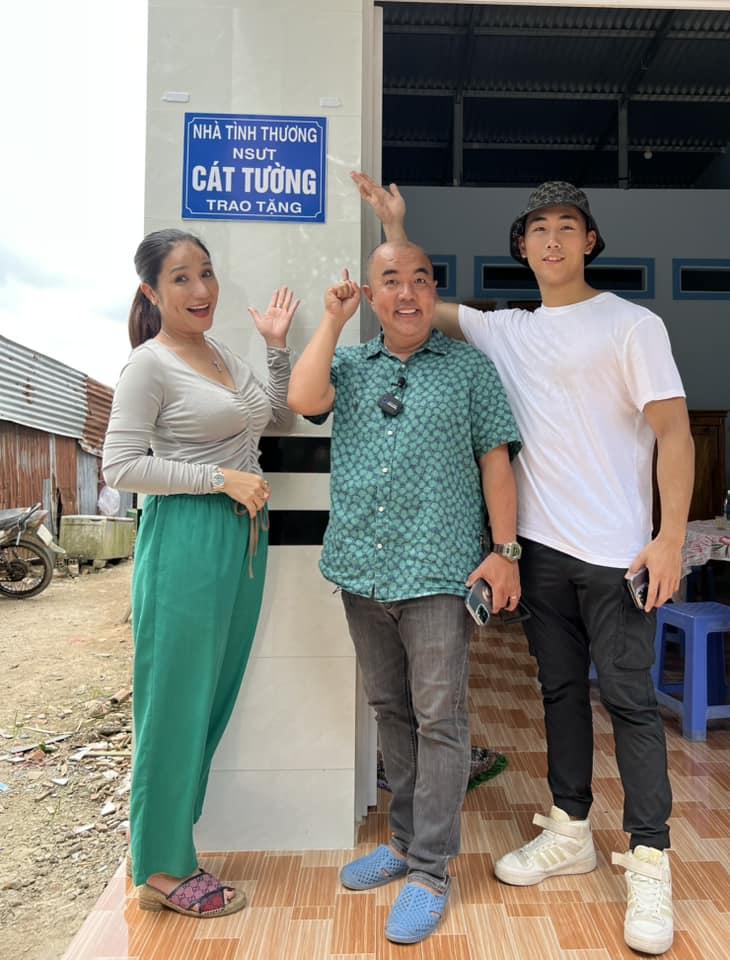 Phản ứng Cát Tường khi bị góp ý việc trao nhà tình thương-3