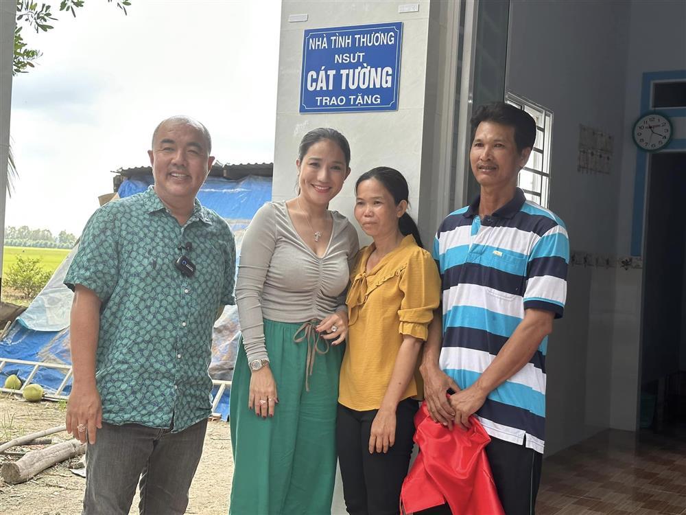 Phản ứng Cát Tường khi bị góp ý việc trao nhà tình thương-2