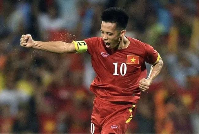 Ứng cử viên số 1 thay Quang Hải ở ĐT Việt Nam là ai?-2