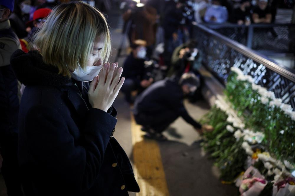 Không khí tang thương bao trùm Seoul sau thảm hoạ giẫm đạp-6