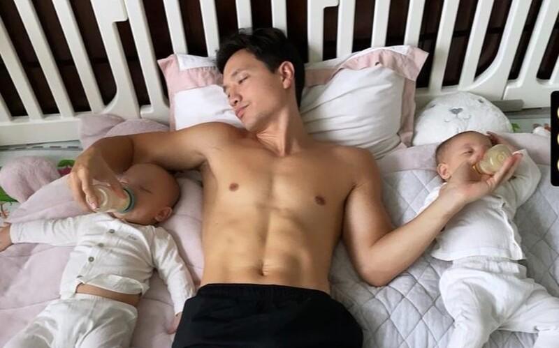 Kim Lý được Leon và Lisa nhiệt tình làm đẹp khi Hà Hồ đi vắng-5