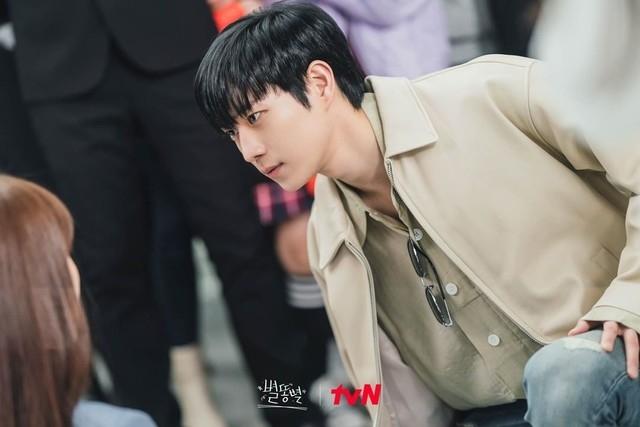 Cặp anh em Penthouse thành thuốc độc rating khi tự đóng vai chính-6