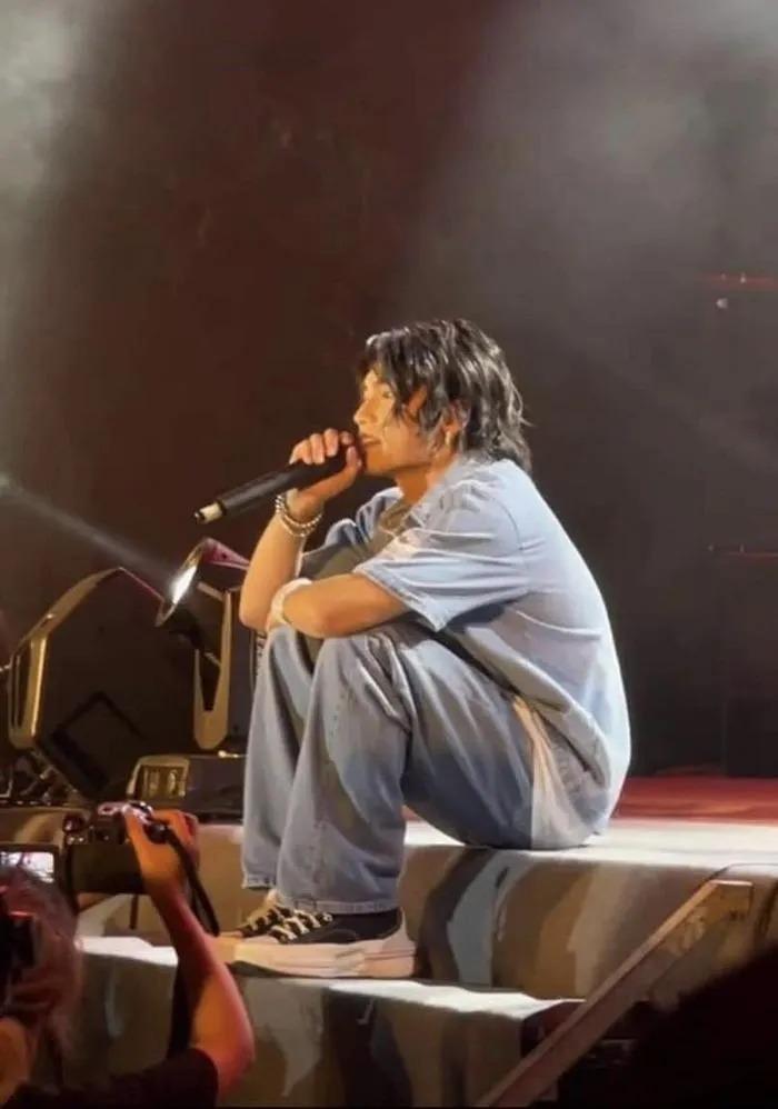 MONO mặc style Cái Bang, đứng đầu sao mặc xấu?-1