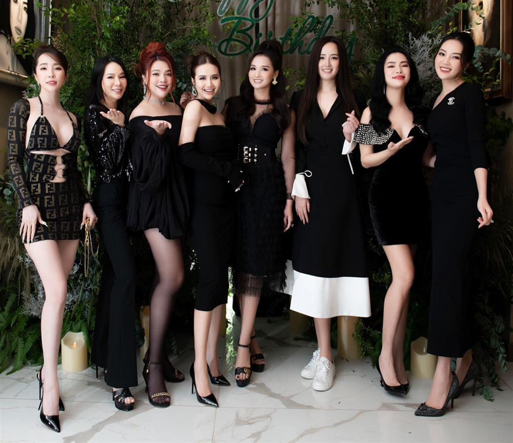 Mai Phương Thúy đi giày bệt vẫn chặt đẹp Quỳnh Nga, Lã Thanh Huyền-3