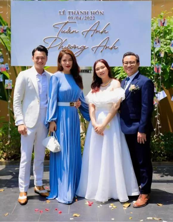 Trương Ngọc Ánh hiếm hoi xuất hiện bên mẹ chồng tương lai-12