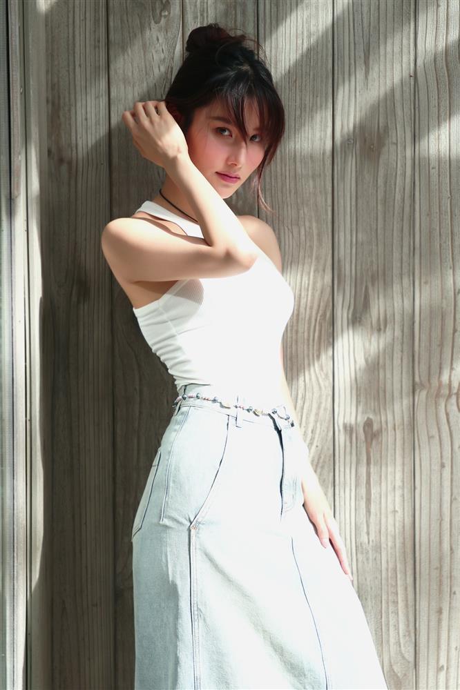 Tin showbiz Việt ngày 31/10: Việt Trinh vượt thị phi nuôi dạy con-2