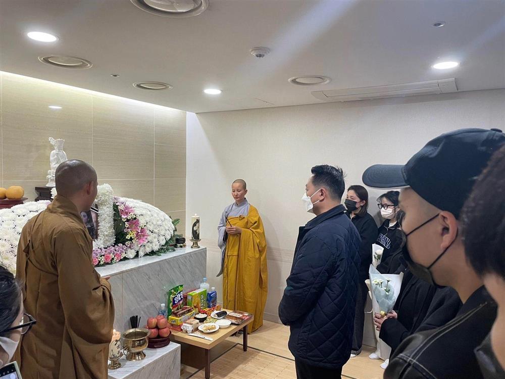 Lễ viếng nữ sinh tử vong tại thảm họa Itaewon theo nghi thức đạo Phật-2