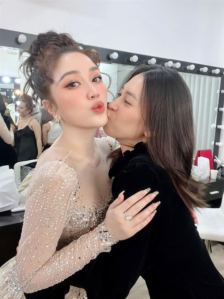 Những lần mẹ bỉm Bảo Thy đọ sắc hoa hậu khiến netizen cân não-3