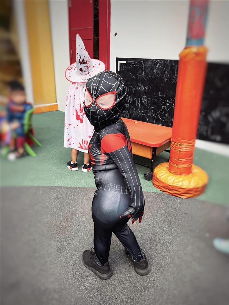 Con trai Trà My Idol hóa người nhện, bức ảnh 906090 gây sốt-3