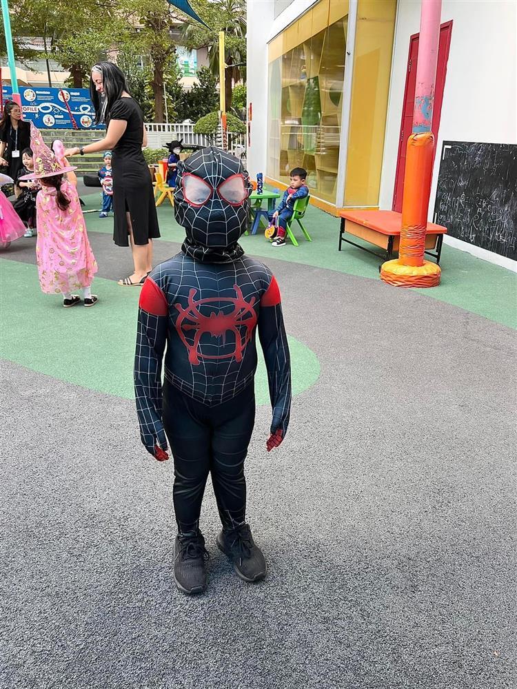 Con trai Trà My Idol hóa người nhện, bức ảnh 906090 gây sốt-2